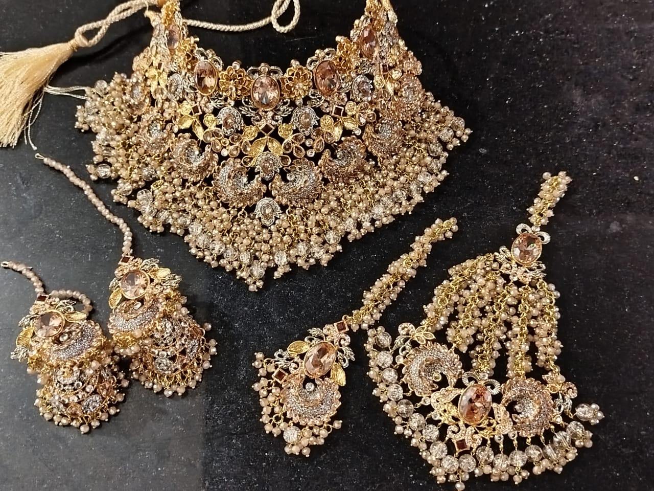 Antique Gold Bridal Artificial Jewellery Set