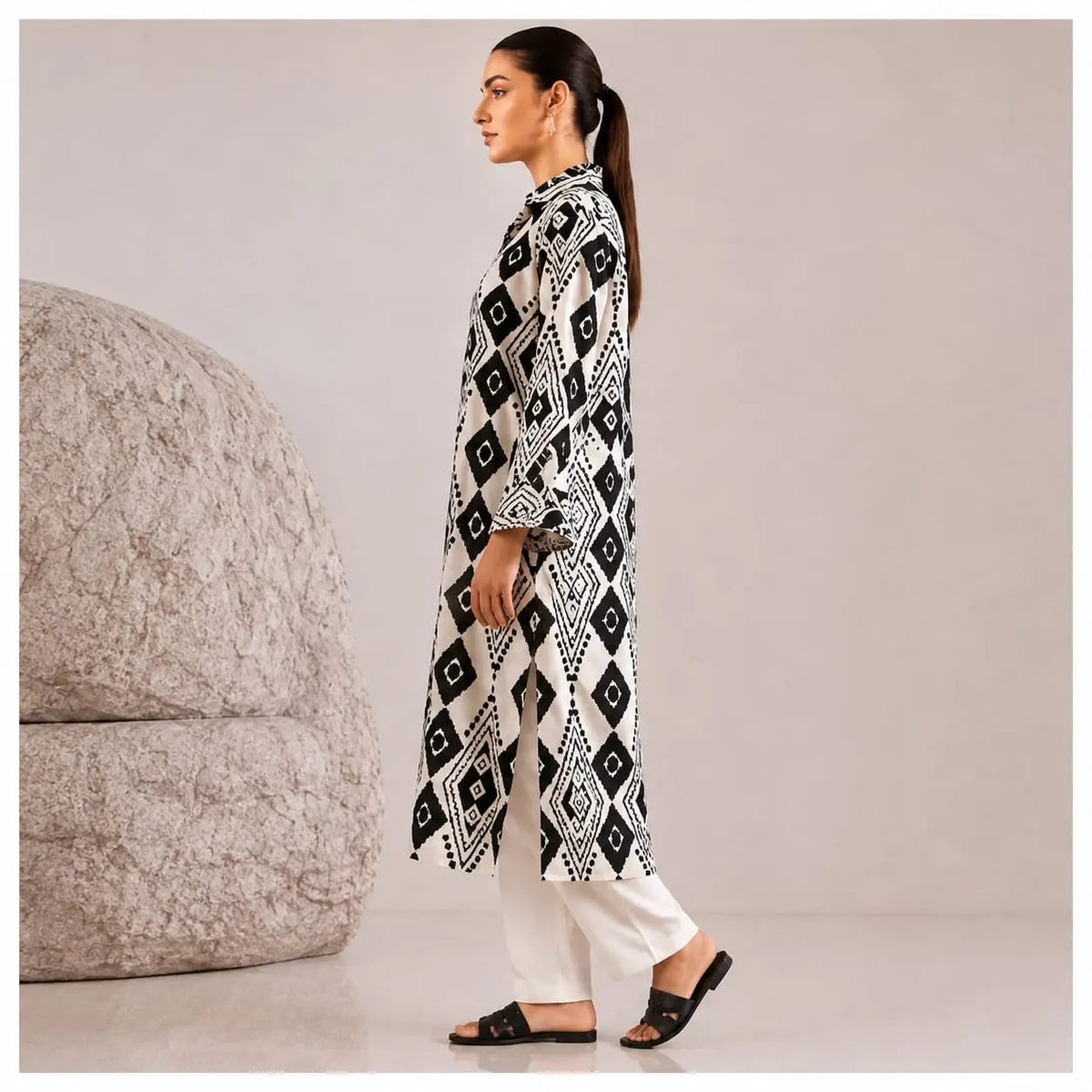Black & White Geometric Printed 2-Piece Unstitched Suit | Women’s Wear